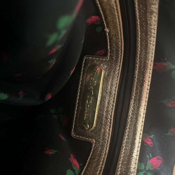 BETSEY JOHNSON fuchsia faux fur purse - Picture 15 of 15